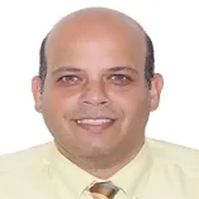 Dr. Ian Pinto