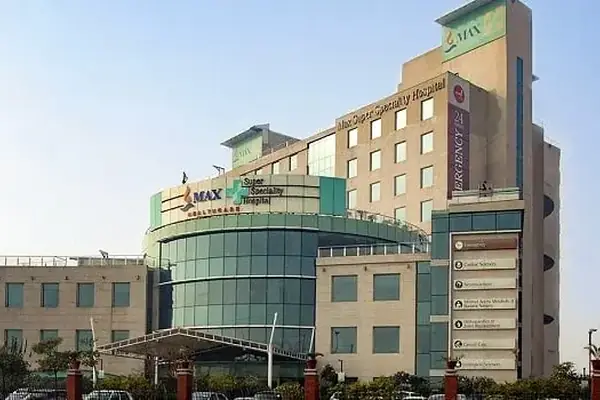 Max Super Speciality hospital, Shalimar Bagh, New Delhi