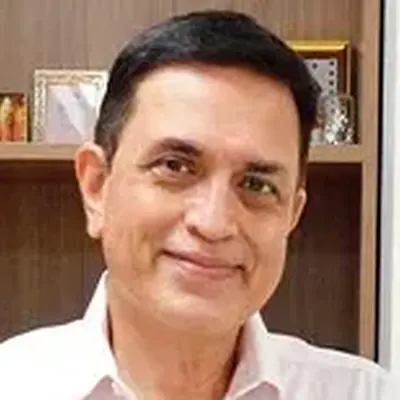 Dr. Vijay Haribhakti